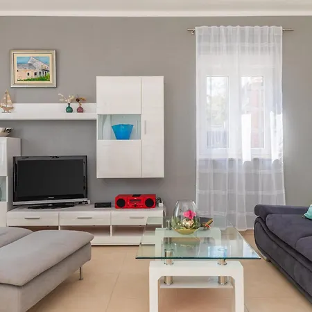 Daria 3 By Interhome Marusici (Split-Dalmatia)