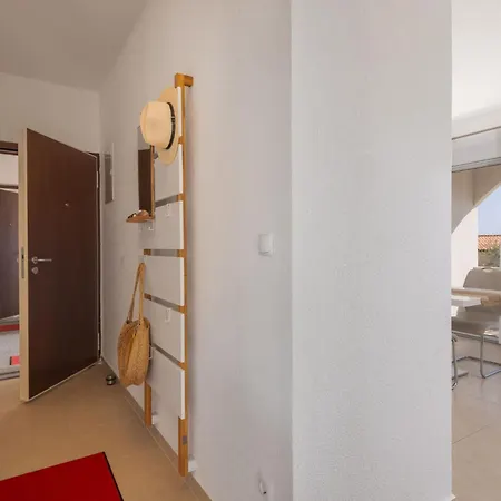 Daria 3 By Interhome *
